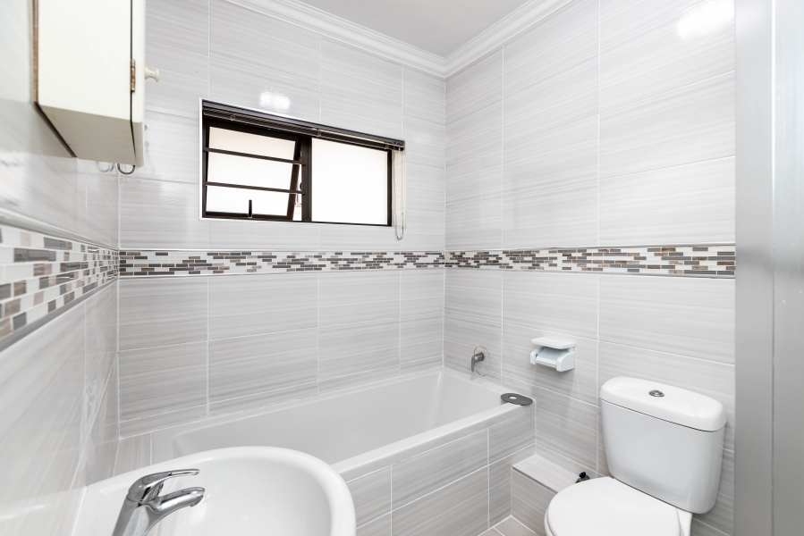 6 Bedroom Property for Sale in Dorchester Heights Eastern Cape